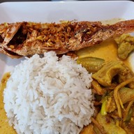 ร้านข้าวแกง"ผู้ใหญ่ลี" เทอร์มินอล 21 พระราม 3