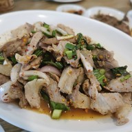 แอบแซ่บหลาย