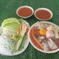 ร้านพ่อเฒ่าใหญ่หมูกะทะ ต.หนองตำลึง อ.พานทอง จ.ชลบุรี