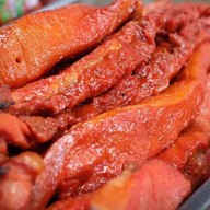 หมูกรอบตู้