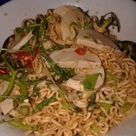 EAT  แหลก ไทรม้า