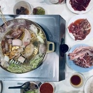 หมูกระทะช้างเผือก สาขาแรก