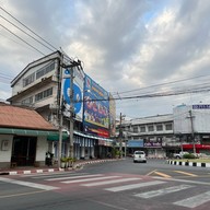 ทิพย์รส สุรินทร์ วงเวียนน้ำพุ