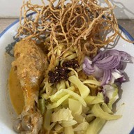 ข้าวซอย-น้ำเงี้ยว เฮือนย่ามอญ @ สามเสน