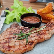 Grill Station Bar and Bistro