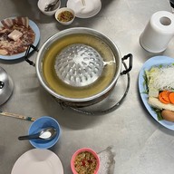 เมนูของร้าน สาริสาหมูย่างเกาหลี