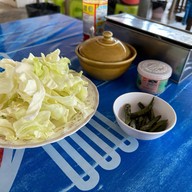 ก๋วยเตี๋ยวหมูต้มยำฮ่องเต้