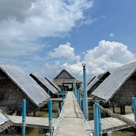 ครัวนายก หาดแหลมโพธิ์