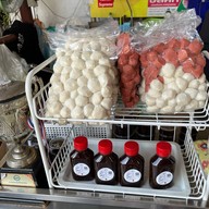 เมนูของร้าน ลูกชิ้นป้านก สถานีรถไฟบุรีรัมย์