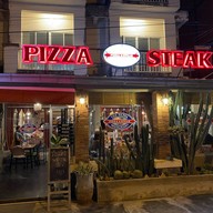 The Pappa Pizza and Steak ลำปาง