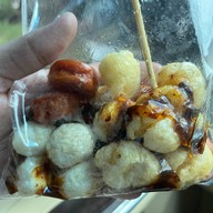 เมนูของร้าน ลูกชิ้นป้านก สถานีรถไฟบุรีรัมย์