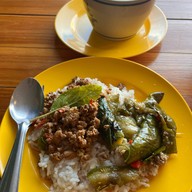 ร้านแม่เสียน ข้าวแกงสุ1000 สาขา ตลิ่งชัน ตลิ่งชัน