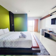 Maison De Cheer (เมซอง เดอ เชียร์)