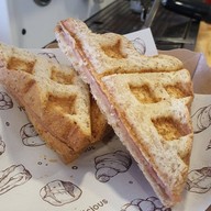 X3 Coffee&Foods หลักสี่