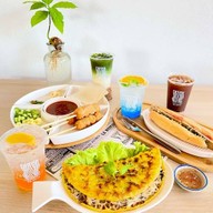 Catfish cafe ร้านยอดฮิต สาขา 1 Halal