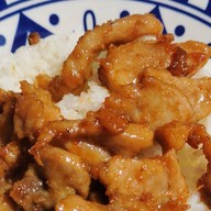 ครัวบีเวล ข้าวหมูทอด