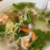 ข้าวต้มปลา 164 สามแยกตลาดแม่เหียะ