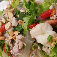 เมนูของร้าน หัวปลาช่องนนทรี บางนา