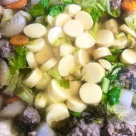 ข้าวแกงต้นลำไย