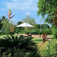 Red Brick Cafe & Restaurant