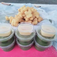 น้องน้ำข้าว ปาท่องโก๋