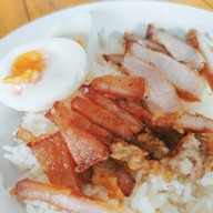 หมู-ตก-มัน ข้าวหมูทอด