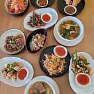 เมนูของร้าน ส้มตำแซ่บดีอีสาน