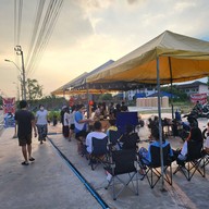 แดกหมึก3บาท ประชาอุทิศ131