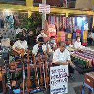 บรรยากาศ ถนนคนเดินท่าแพ
