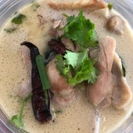 เมนูของร้าน บ้านข้าวแกงป้าแดง