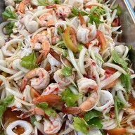 เมนูของร้าน หาดแสงจันทร์ซีฟู้ดแอนด์รีสอร์ท หาดแสงจันทร์ซีฟู้ดแอนด์รีสอร์ท