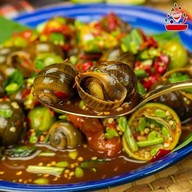 เมนูของร้าน ก๋วยเตี๋ยวคลุกฝุ่น .