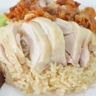 ข้าวมันไก่ ตี๋น้อยไก่ตอน