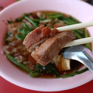 เมนูของร้าน เนื้อตุ๋นหมูตุ๋นสนามม้านางเลิ้งตลาดวงศกรสายไหม84/4 เนื้อตุ๋นหมูตุ๋นสนามม้านางเลิ้งตลาดวงศกรสายไหม84/4