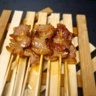 เมนู หมูปิ้งคุณชาย สาขา 4