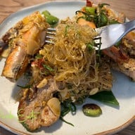 CAT & FISH – FAT KID EATERY BKK ลาดพร้าว 18 แยก 10