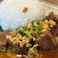 CAT & FISH – FAT KID EATERY BKK ลาดพร้าว 18 แยก 10