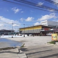 หน้าร้าน แพรวเตาถ่าน