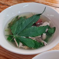 ต้มเลือดหมูระยอง