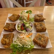 เมนูของร้าน คั่วไก่นิมมาน นิมมานซอย17 (ซอยสายน้ำผึ้ง)