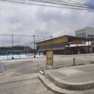 หน้าร้าน แพรวเตาถ่าน