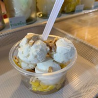 เมนูของร้าน ยำวุ้นเส้น สูตร น้ำตาลเคี่ยว  by คนตื่นยำ (หอพักทรงพิเชษฐ์) ประตูเชียงราก 1