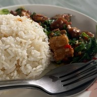 ร้านกลอยใจ