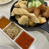 เมนูของร้าน ศิริวรรณหอยทอด รัตนาธิเบศร์