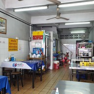 บรรยากาศ ก๋วยเตี๋ยวเพิ่มพูน ซอยโชคชัยร่วมมิตร 1