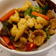 เมนูของร้าน ข้าวแกงลุงหนวด