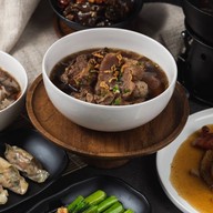 มีท ติงส์ มิท ติงส์ สาขานวลจันทร์