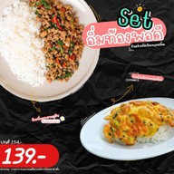 เมนูของร้าน ข้าวกะเพราขั้นเทพ&ไก่ทอด