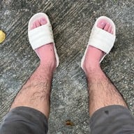 บ่อน้ำพุร้อนหนองหญ้าปล้อง