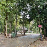 บ่อน้ำพุร้อนหนองหญ้าปล้อง